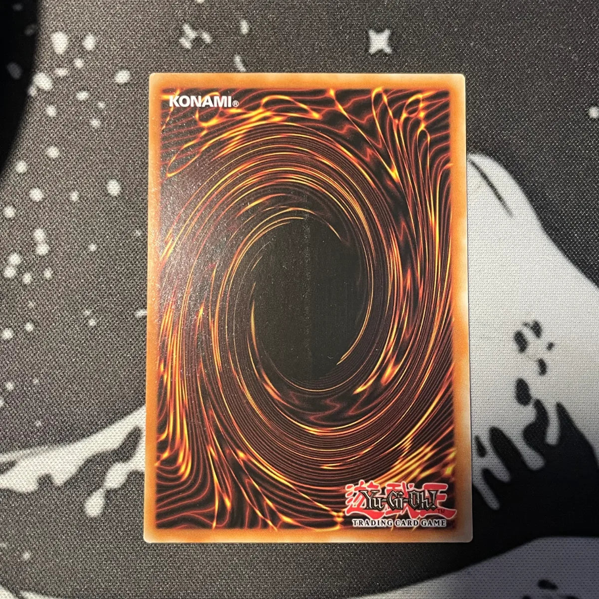 Dragon Noir aux Yeux Rouges MP24-EN054 · 1re édition · Near Mint